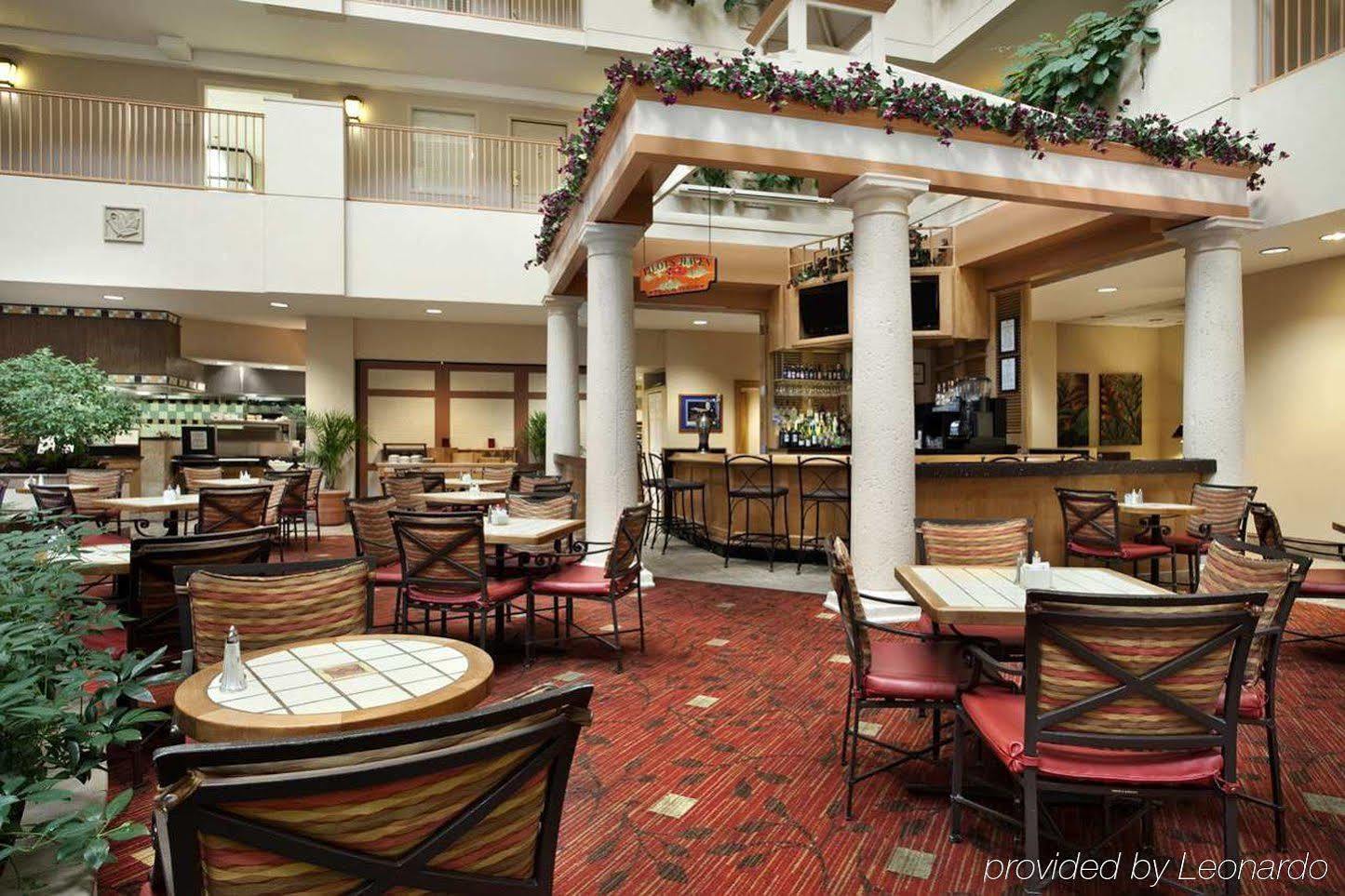 Embassy Suites By Hilton Orlando Airport Ngoại thất bức ảnh
